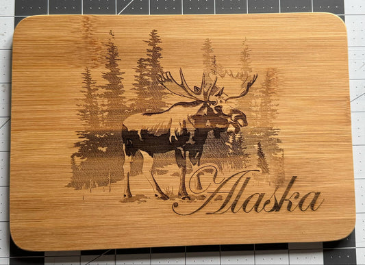 Alaska Bamboo Cutting Board Moose in the Woods